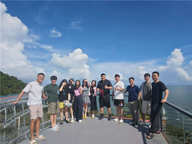 青春不散场，执业新征程——深情回顾外经所2024级实习律师毕业之旅